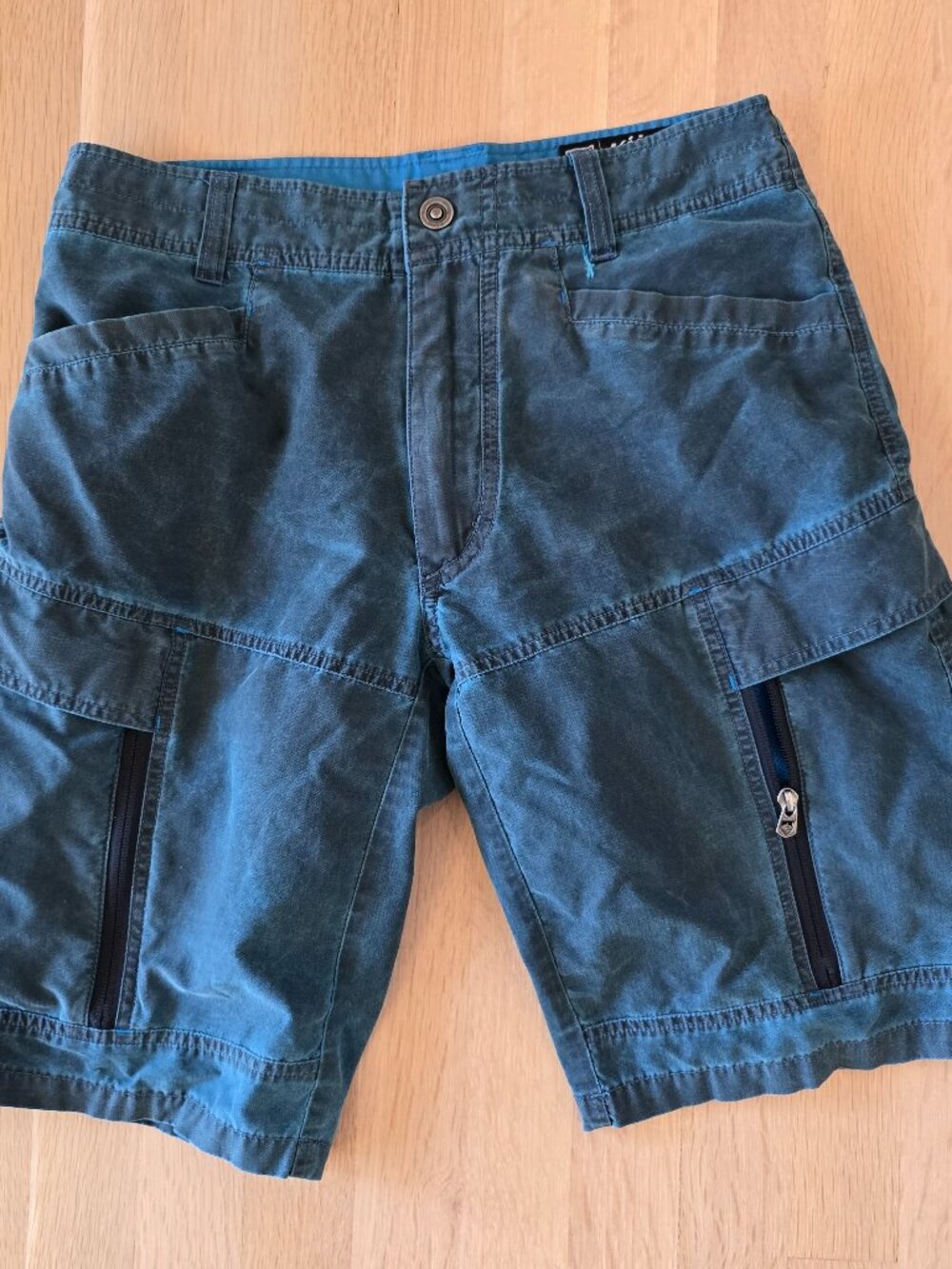 Kuhl Kaptiv Cargo Shorts Mens Size 30 Blue Dye 10” Inseam Outdoor Hiking Camping